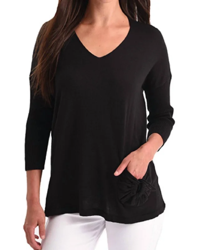 Tie Pocket Detail V-Neck Top In Black