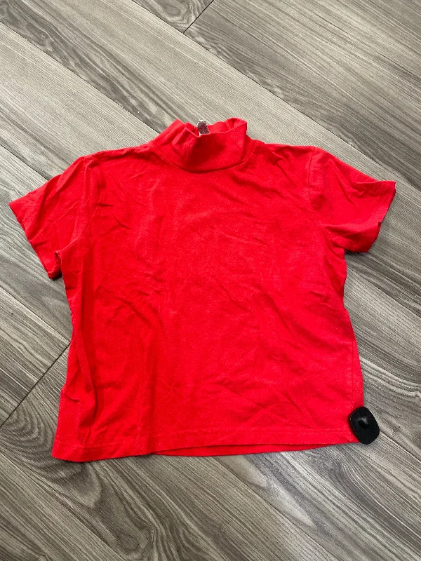 Top Short Sleeve By Clothes Mentor In Red, Size: L