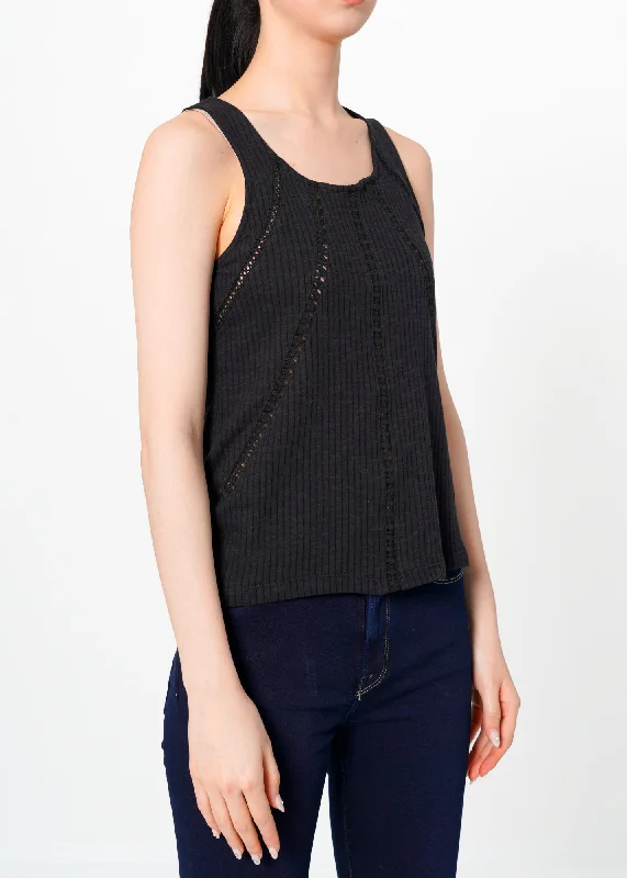 Women's Sleeveless Front Detail Top