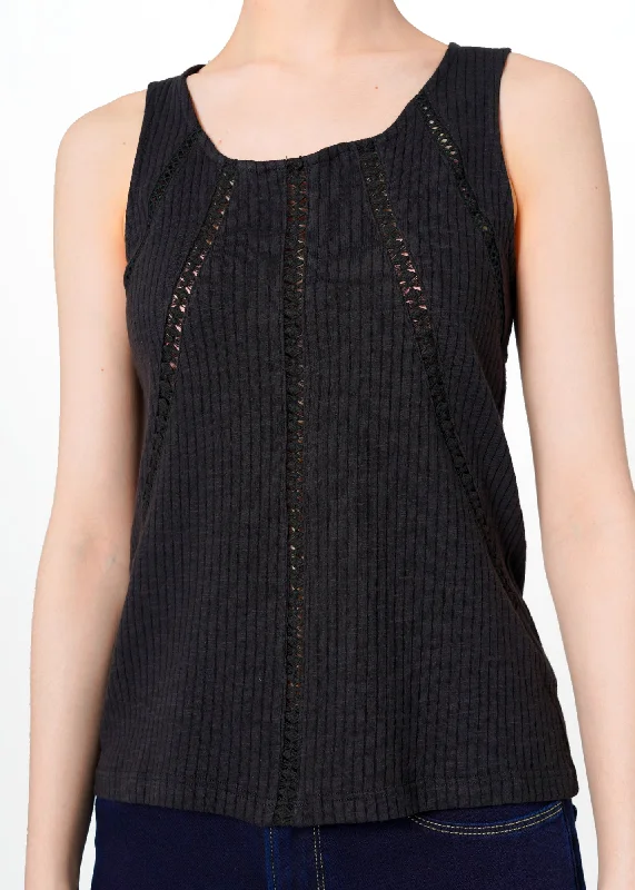 Women's Sleeveless Front Detail Top